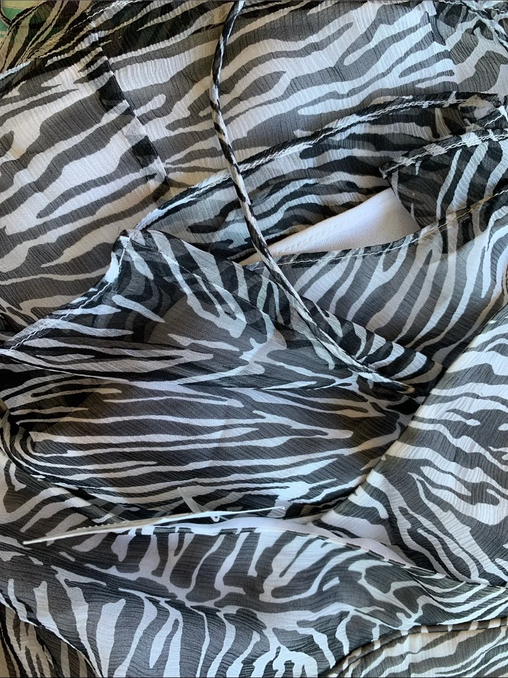 J CREW ANIMAL PRINTED 100% SILK New With Tags Zebra crinkle surplus crossover 6
